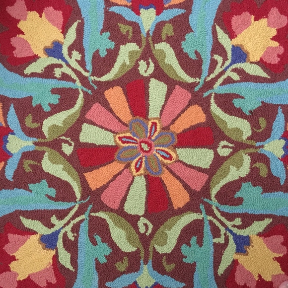 Meet your Posher, Jessica! - Picture 1 of 1